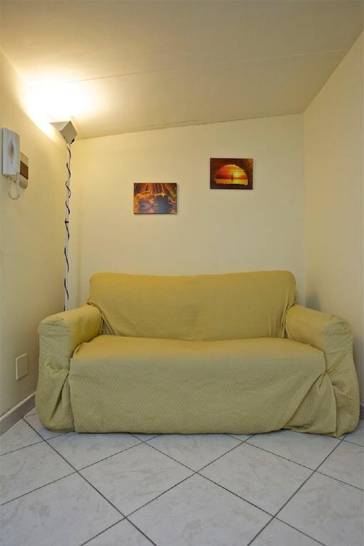 A Casa Di Claudio Villa Catania Szoba fotó
